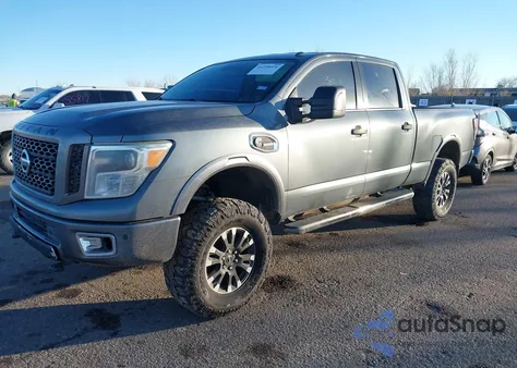 2016 Nissan Titan Xd Pro-4X Diesel z USA, uszkodzony, nr VIN 1N6BA1F42GN502492